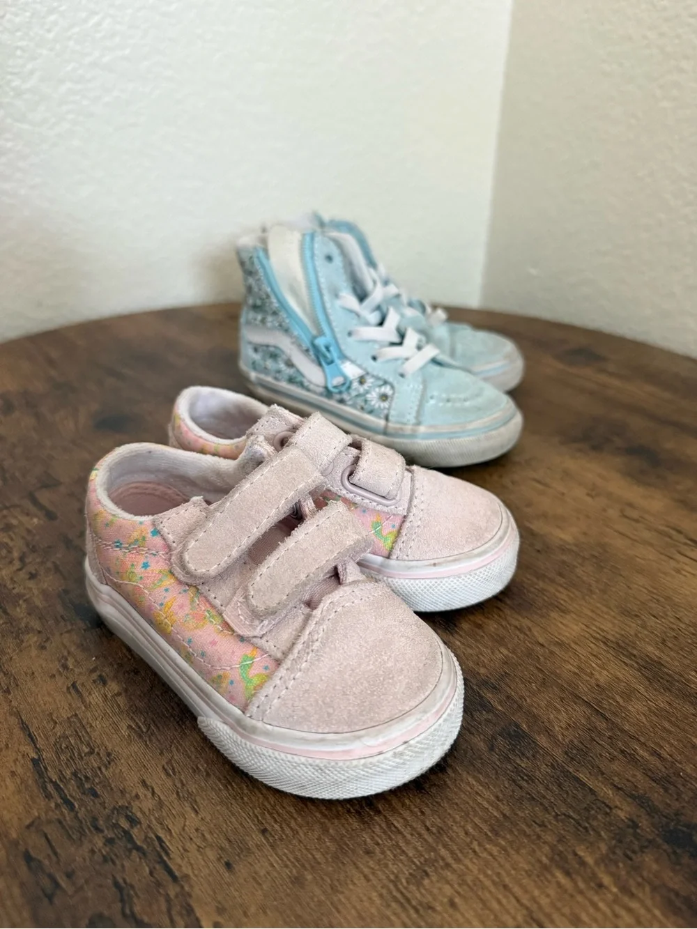 Vans Toddler Shoes - Pink Old Skool V Size 4 & Blue Sk8-Hi Zip Size 6